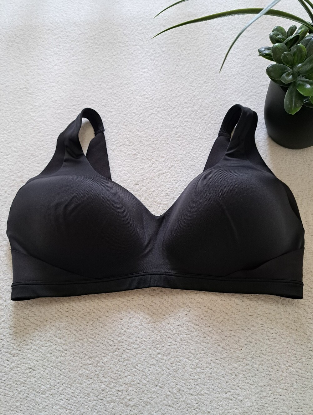 Warner's No Side Effects Wireless T-Shirt Bra XL Black Smoothing Lightly Lined